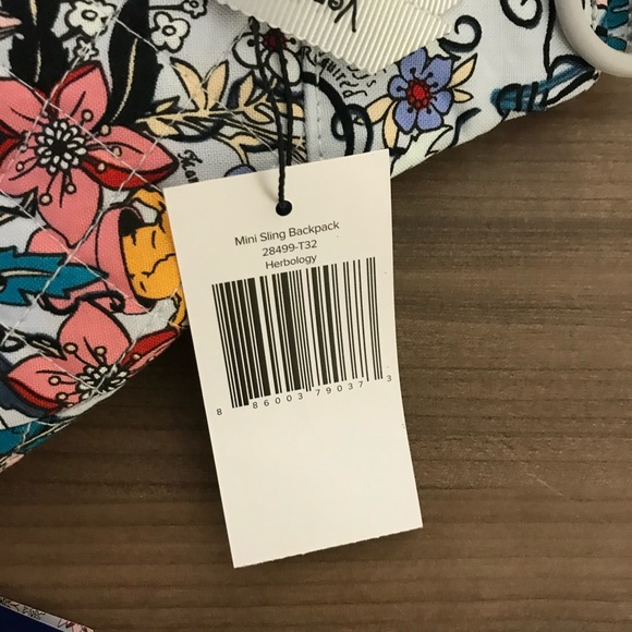 NWT Vera Bradley Harry Potter Mini Sling Backpack - Picture 4 of 6